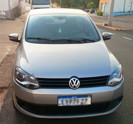 VOLKSWAGEN FOX 1.6 MI 8V FLEX 4P MANUAL